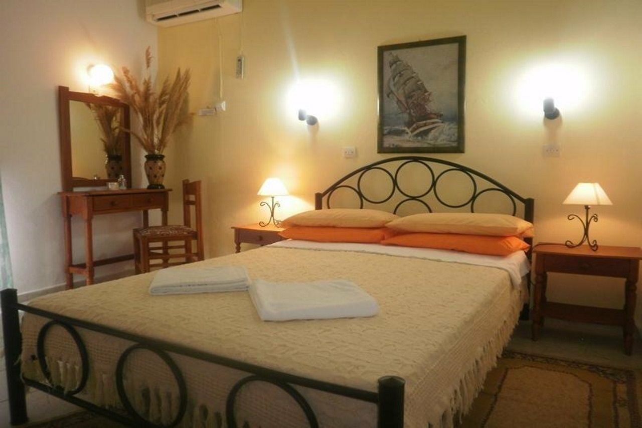 Regina Hotel Bandar Skopelos Luaran gambar
